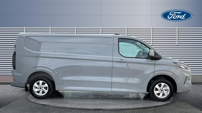 Ford Transit Custom 280 L2 Diesel Fwd 2.0 EcoBlue 136ps H1 Van Limited - Image 5